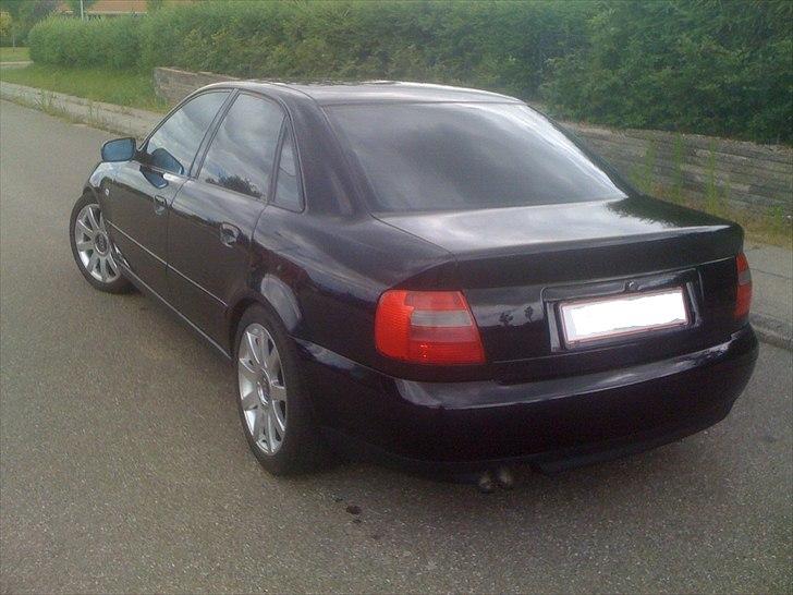 Audi a4 ( SOLGT ) billede 5