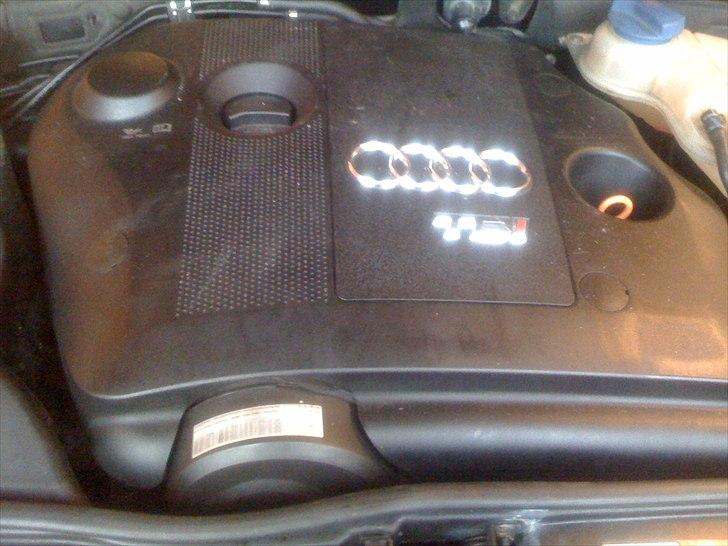 Audi a4 ( SOLGT ) billede 17