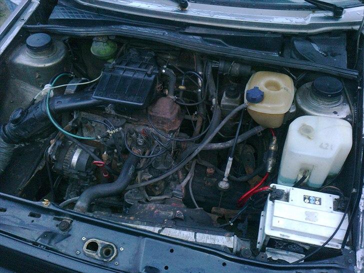 VW Golf 2 1,6 Van *Byttet* billede 6