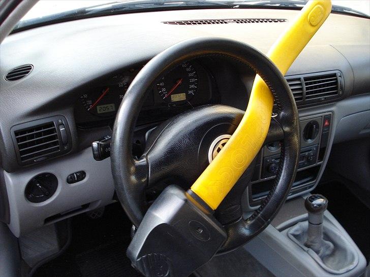 VW Passat 1.8 20v SOLGT billede 10