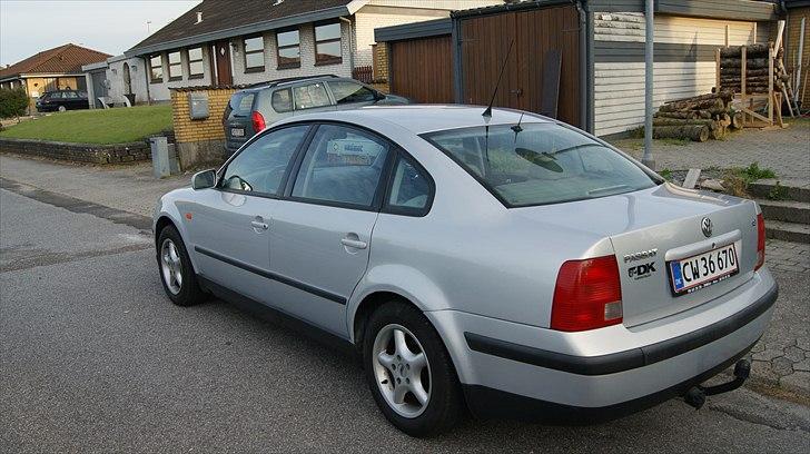 VW Passat 1.8 20v SOLGT billede 5