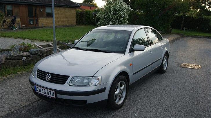 VW Passat 1.8 20v SOLGT billede 6