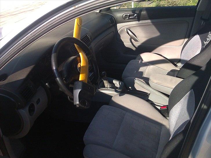 VW Passat 1.8 20v SOLGT billede 11