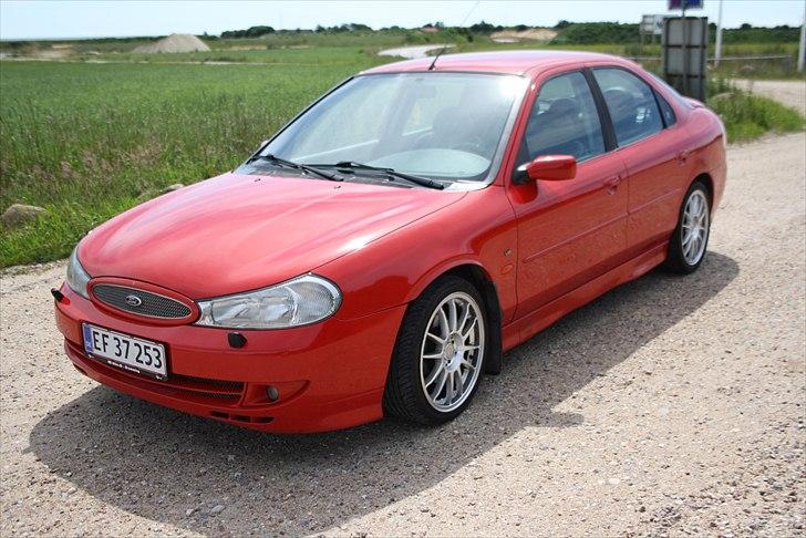 Ford Mondeo 2.5 V6 Ghia  billede 3