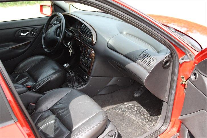 Ford Mondeo 2.5 V6 Ghia  billede 9