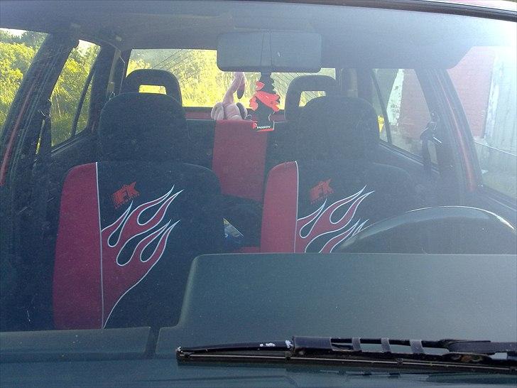 Skoda farvorit 136 f total skadet billede 11