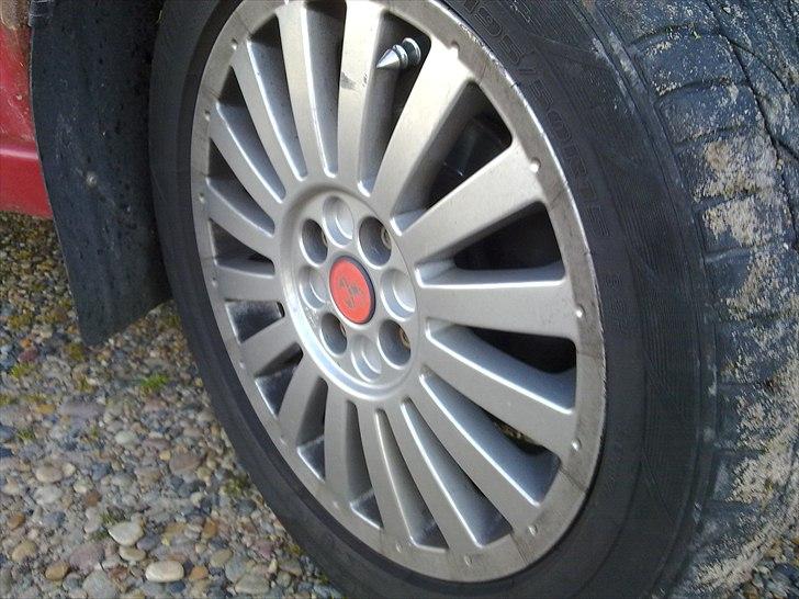 Skoda farvorit 136 f total skadet billede 16