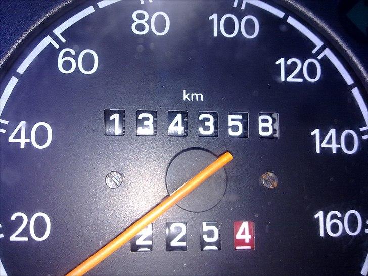 Skoda farvorit 136 f total skadet billede 17