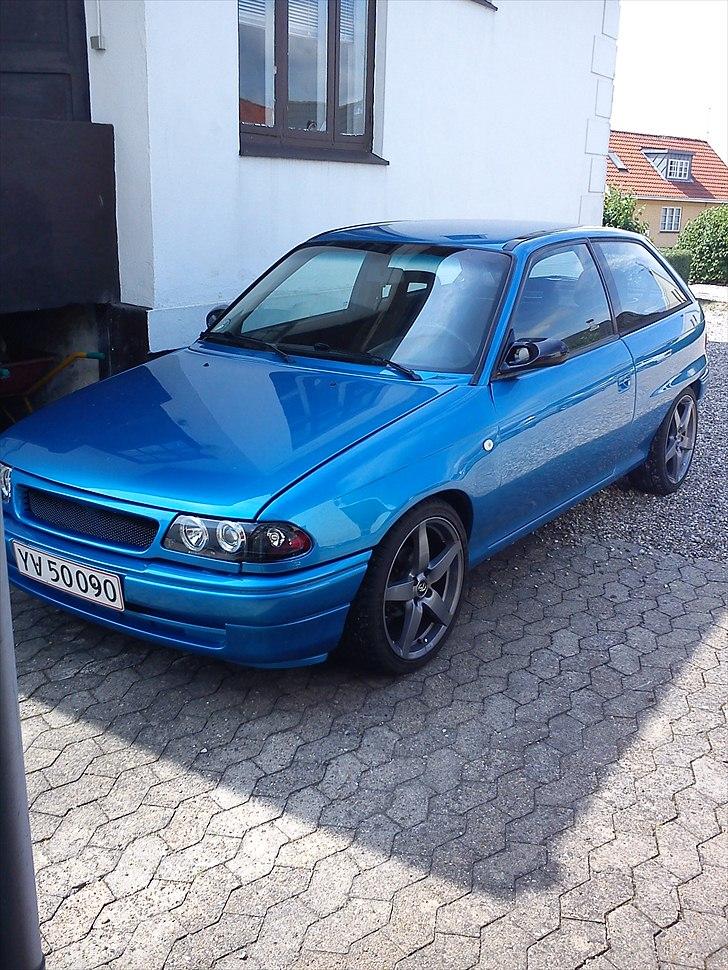 Opel astra f billede 4