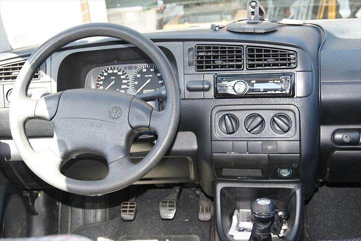VW Vento  Solgt.. billede 7