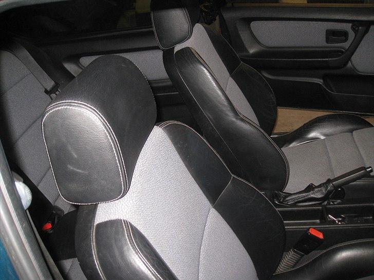 BMW e36 316 Compact - efter den blev lavet sort  billede 6