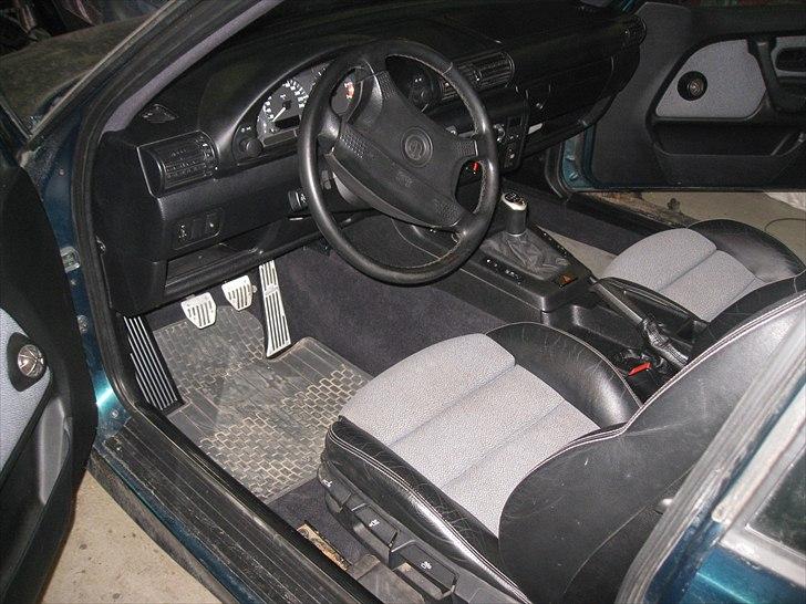 BMW e36 316 Compact - efter den blev lavet sort  billede 7