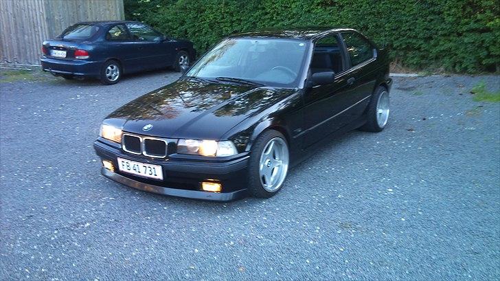 BMW e36 316i compact solgt billede 10