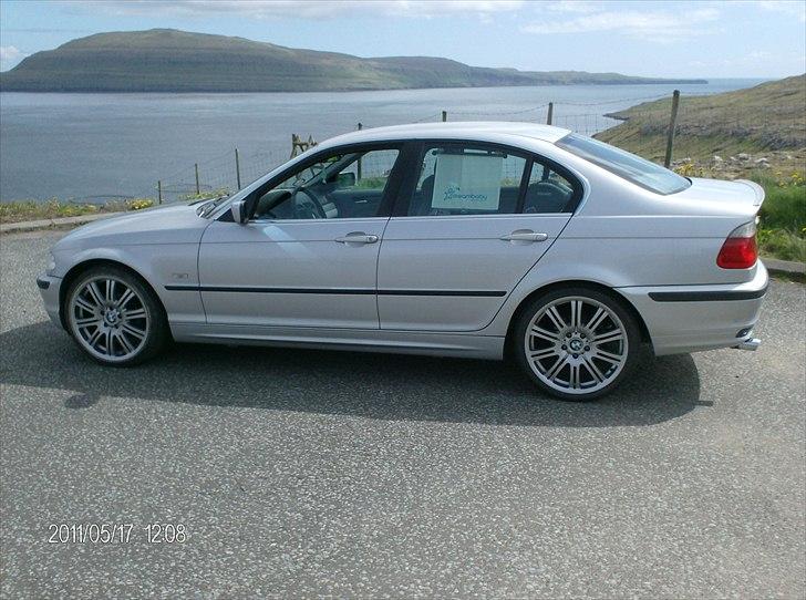 BMW e46 318i - Med 19" M3 EVO billede 1