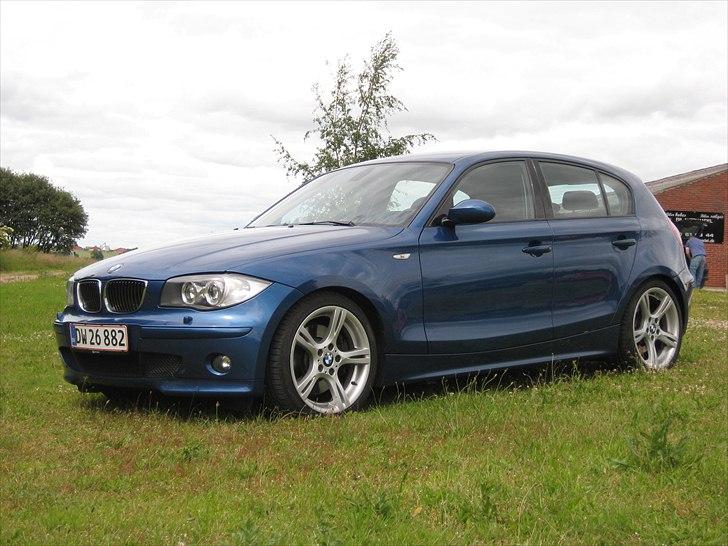 BMW 130i *SOLGT* billede 5