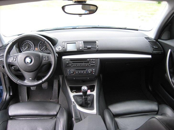 BMW 130i *SOLGT* billede 11