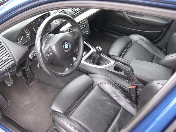 BMW 130i *SOLGT* billede 12