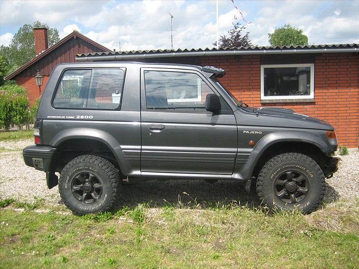 Mitsubishi Pajero GLS - Hævet med 2" Iron Man undervogn billede 11