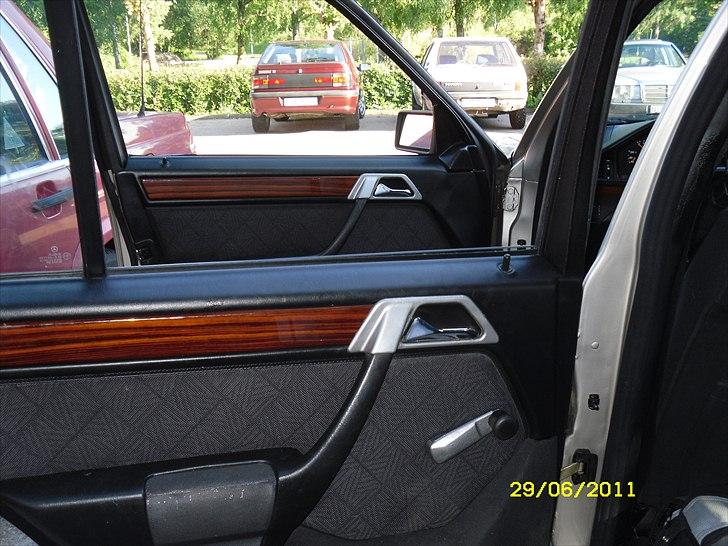 Mercedes Benz 220 TE billede 19