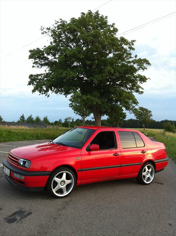 VW vento 1,8 (solgt) billede 7