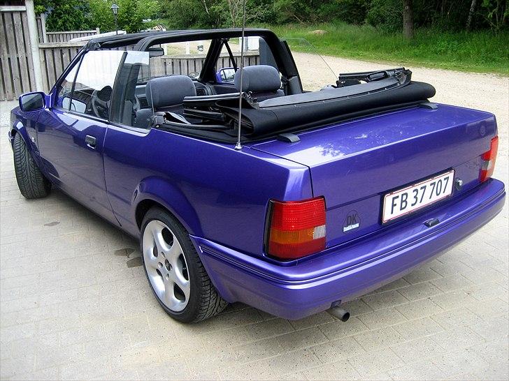 Ford Escort Cabriolet - Denne bil giver opmærksomhed! billede 8