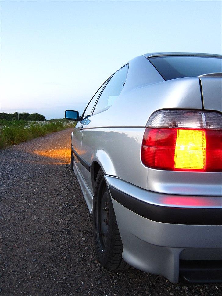 BMW 316i Compact billede 6