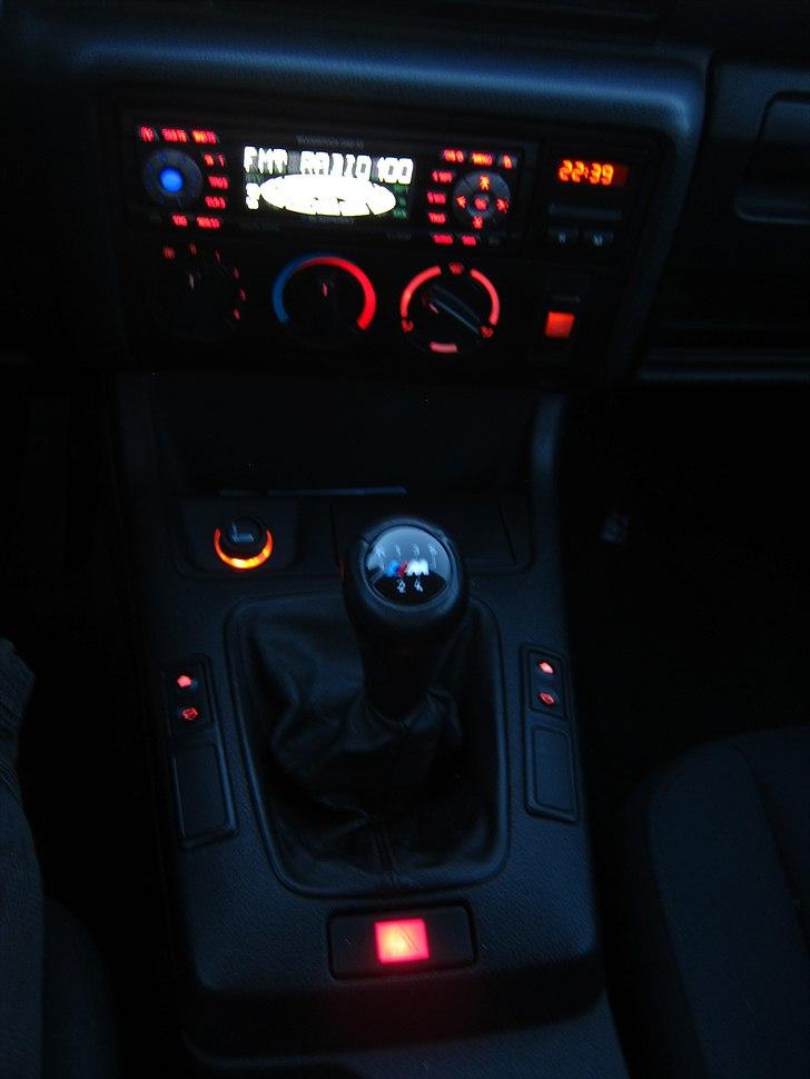 BMW 316i Compact billede 8