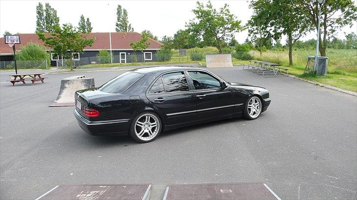 Mercedes Benz E 220 CDI aut. billede 14