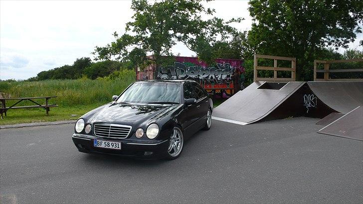 Mercedes Benz E 220 CDI aut. billede 15