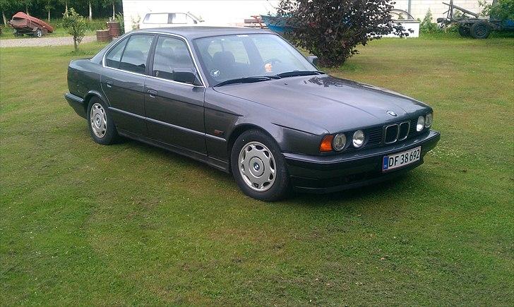 BMW 520i billede 1