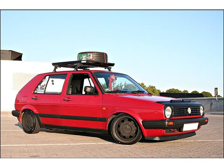 {{currentPhoto.altText}} billede {{currentPhoto.number}}