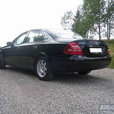 Mercedes Benz E 350 Classic **SOLGT**