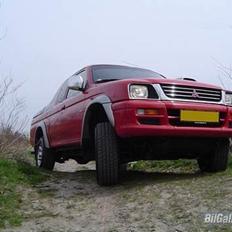 Mitsubishi L200 2,5 TD 4x4 Solgt