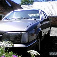 Opel Senator (solgt)