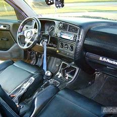 VW Golf III 1,8  Solgt