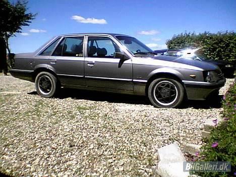 Opel Senator (solgt) billede 1