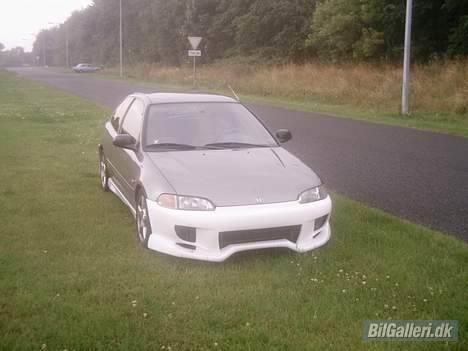 Honda civic solgt billede 3