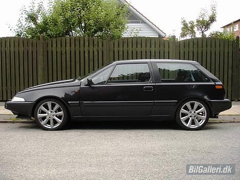 Volvo 480 S 2.0i  - Nye sutter !! Toora T940 i profil 7½ x 17" med Goodyear Eagle F1 dæk i profil 215/40/17 billede 14