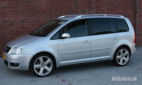 VW TOURAN 2.0 TDI -DSG-140HK billede 16