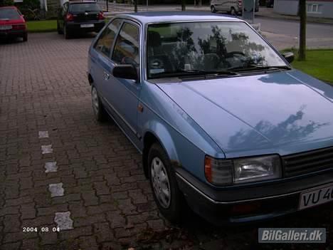 Mazda 323 LX 1,3 (solgt) - 4000,- så er det din!!!!! billede 1