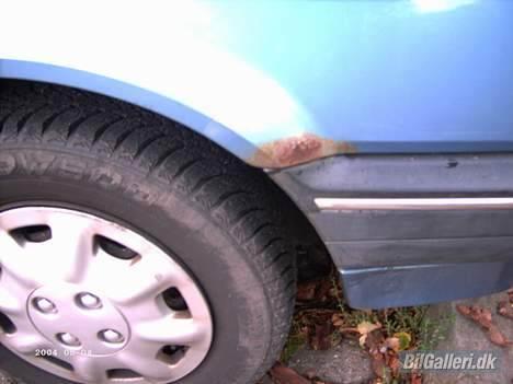 Mazda 323 LX 1,3 (solgt) billede 9