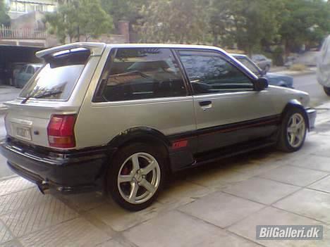Toyota Starlet 1.3 Turbo billede 2
