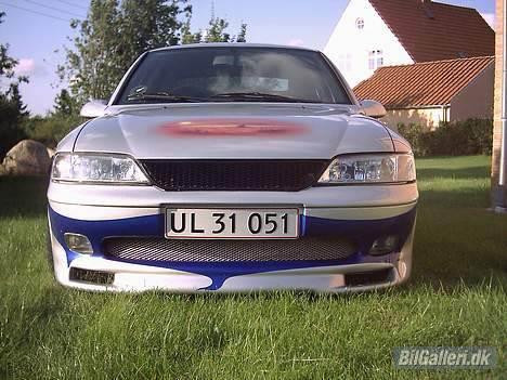 Opel Vectra (Min Gammel bil) billede 3