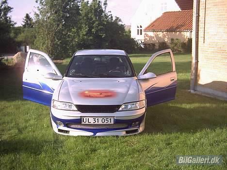 Opel Vectra (Min Gammel bil) billede 6