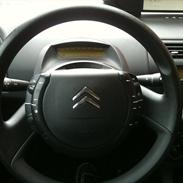 Citroën C4 Prestige. *Brændt*