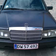 Mercedes Benz 190E