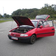 Opel astra f 1.4