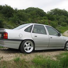 Opel Vectra A 2000 24v (tidl. bil)