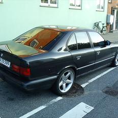 BMW E34 525 24v 