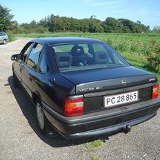Opel Vectra 1,8I Expression Sedan solgt